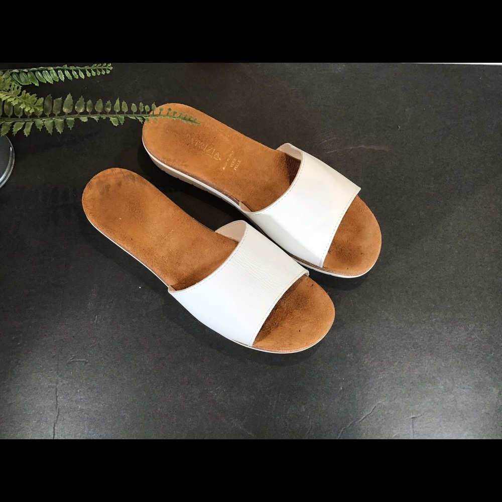 Patrizia By Spring Step Wht Leather Slides Sz 11 - image 4